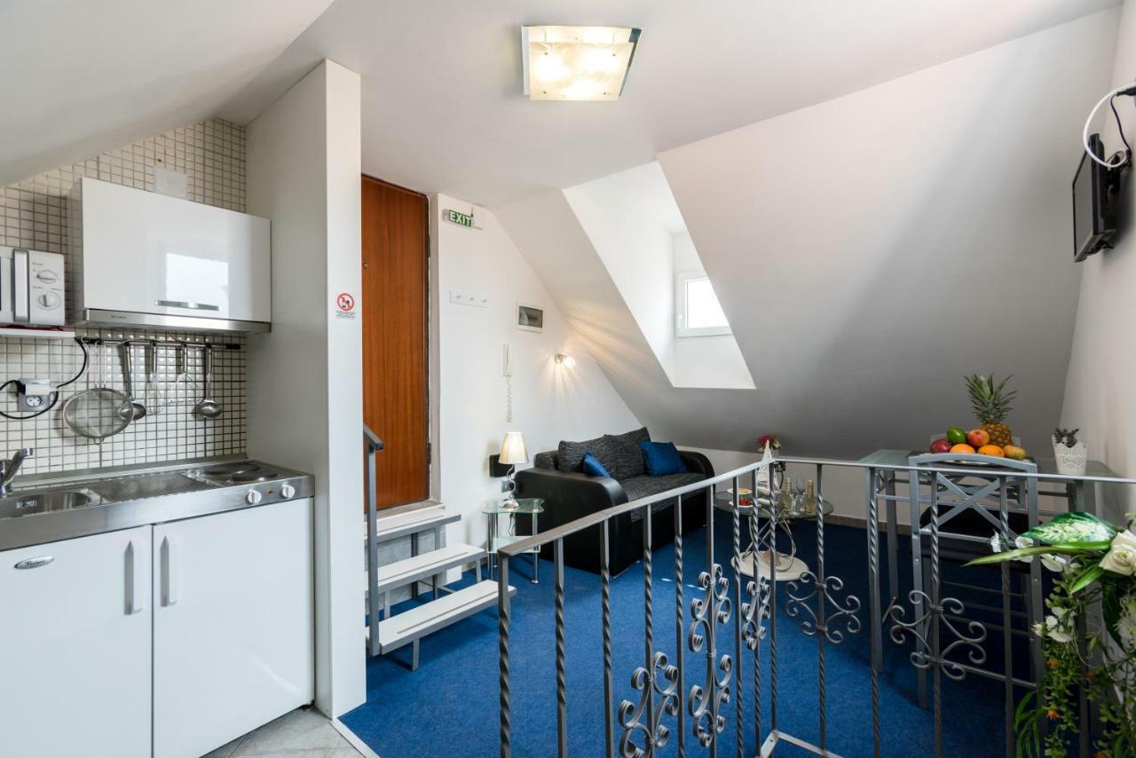 Nona Lena Studio Apartment Split Exterior foto