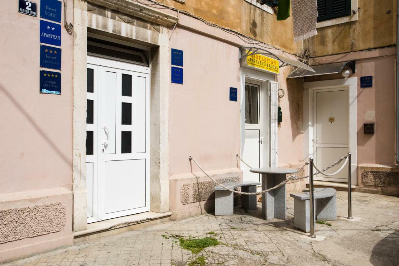 Nona Lena Studio Apartment Split Exterior foto